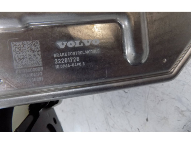 Jednotka ABS 32281728, 32333265   Volvo V60 2021