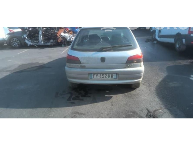 Руль Peugeot 306   -  года 4109R6      
