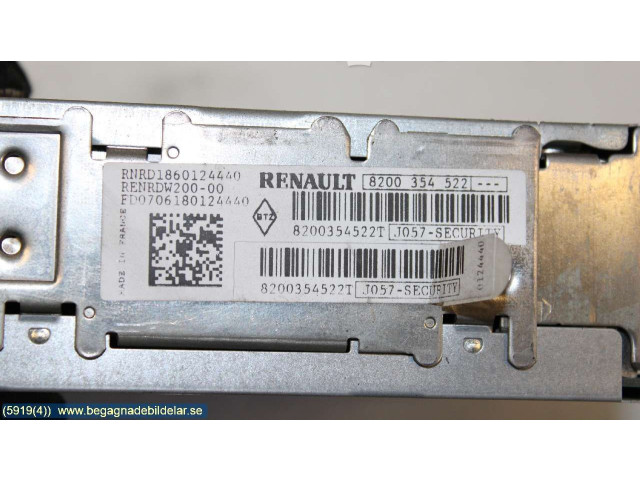 Радио/ проигрыватель CD/DVD / навигация    Renault Mascott    