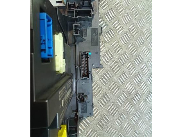   Pojistková skříňka 2045453901, 5DK00922525   Mercedes-Benz C W204 2007
