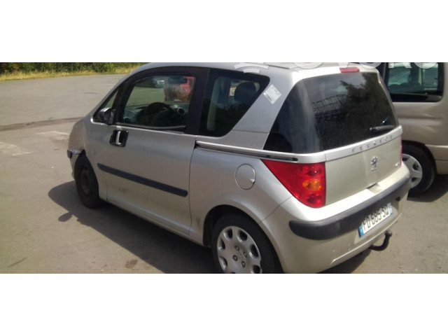 Zpětné zrcátko  Peugeot 1007 2005  8153WQ  