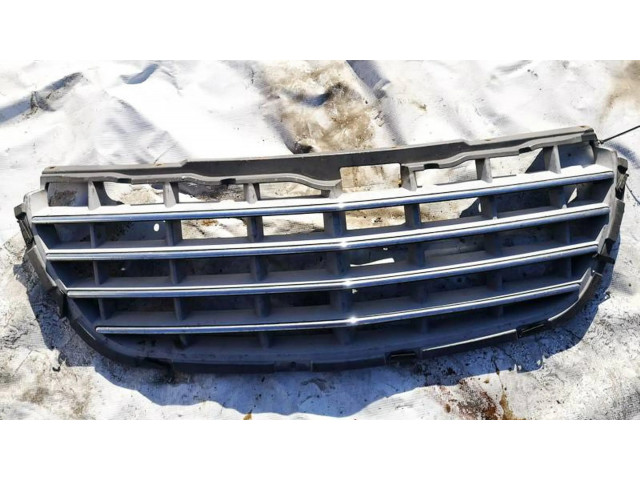 Передняя решётка Chrysler Pacifica  04857626aa      