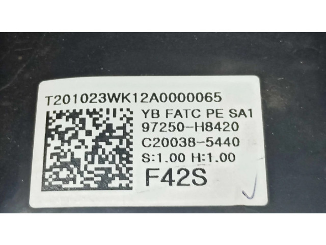 Блок управления климат-контролем 97250-H8XXX, 97250H8220   KIA Stonic