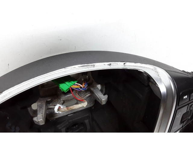 Volant Volvo V70 2012 P31271093  