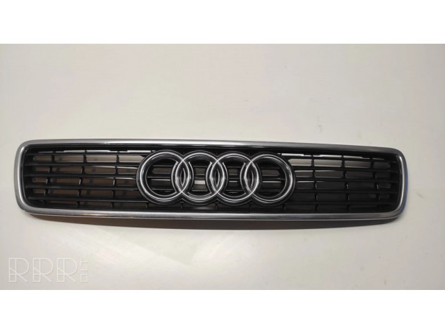 Передняя решётка Audi A4 S4 B5 8D 1994-1999 года 8D0853651J      