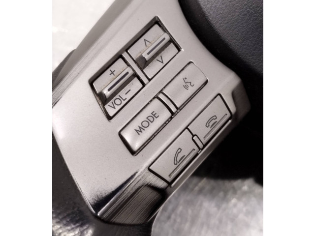 Volant Subaru Outback 2010   