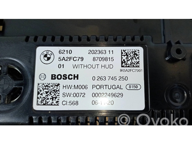 Přístrojová deska  BMW 5 G30 G31 2020 021566, 62105A2FC79  