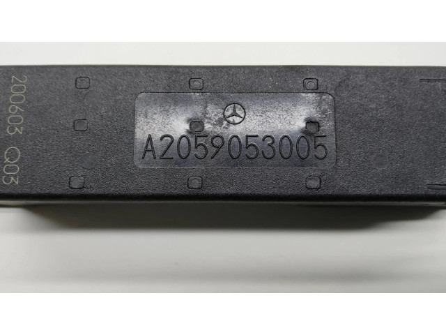 Блок управления A2059053005   Mercedes-Benz C W205