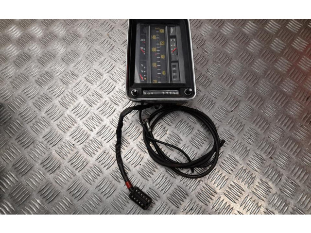 Панель приборов KR1250, 8567   Mercedes-Benz 190 230 W110 W111       