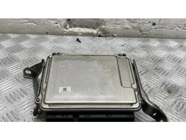 Блок управления двигателя 8966105G40, 1039T04940   Toyota Avensis T270