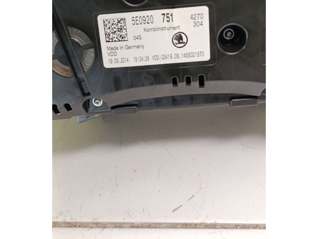 Přístrojová deska  Skoda Octavia Mk3 (5E) 2014 5E0920751, A2C53427456AR  