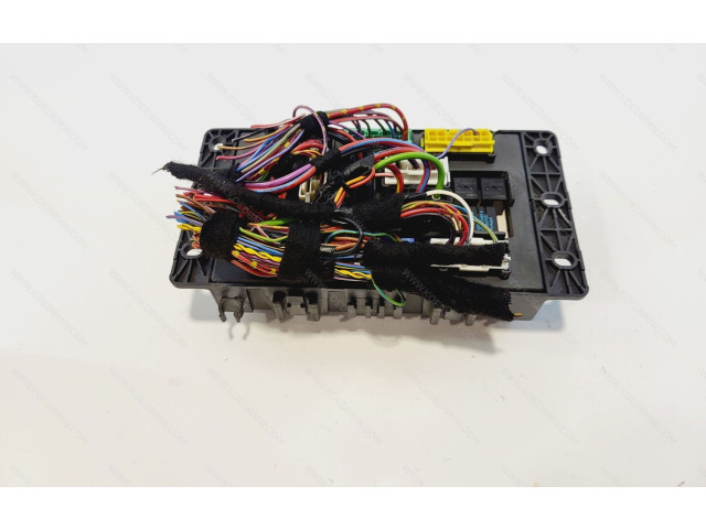 Блок предохранителей  61136906600, 61136906600   Mini One - Cooper R50 - 53    