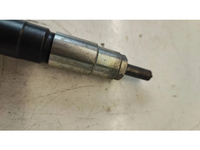 Vstřikovač 6C1Q9K546AC, 11M15963   Citroen Jumper  pro naftový motor 2.2  