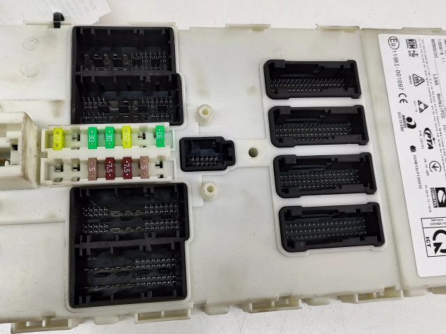 Блок комфорта 8736965, 5D1313F05   BMW i3   