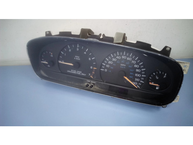 Přístrojová deska  Chrysler Voyager 1998 TN2574101096, 04685516Z  