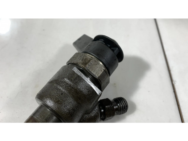 Форсунка 779844604    BMW 3 E90 E91 для дизельного двигателя  2