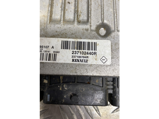Řídící jednotka 237103999R   Dacia Duster 2013