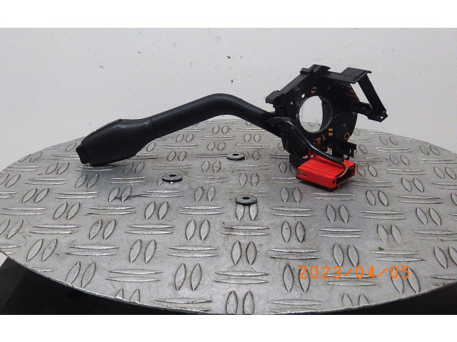 Переключатель дворников    Volkswagen Polo III 6N 6N2 6NF