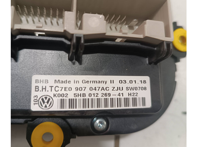 Блок управления климат-контролем 7e0907047ac, 5HB012269   Volkswagen Transporter  Caravelle T6