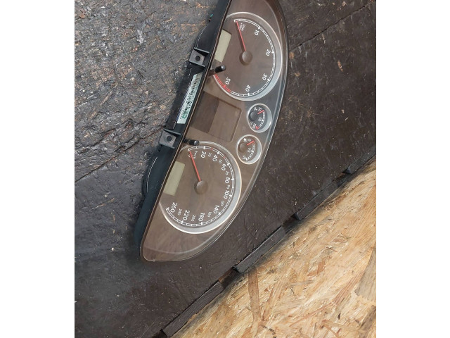 Панель приборов 3B0920826A   Volkswagen PASSAT B5.5       