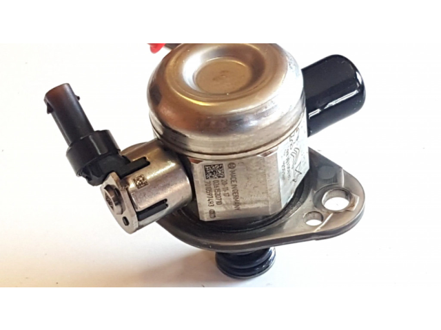Vstřikovací čerpadlo 9830305880, 0261520710   Peugeot 208  pro benzínový motor 1.2 1654508580 EB2ADTD
