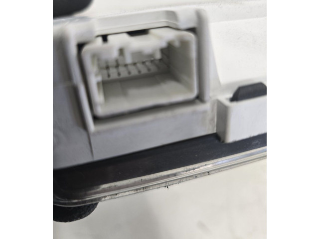 Панель приборов 31254776   Volvo S40       