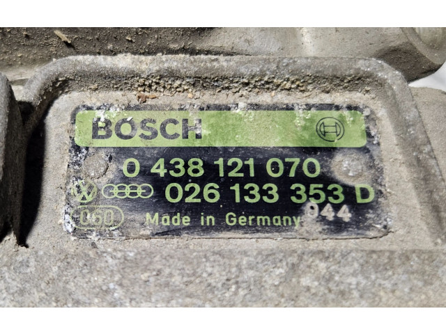 Vstřikovací lišta 0438121070, 026133353D   Audi 80 90 B3     