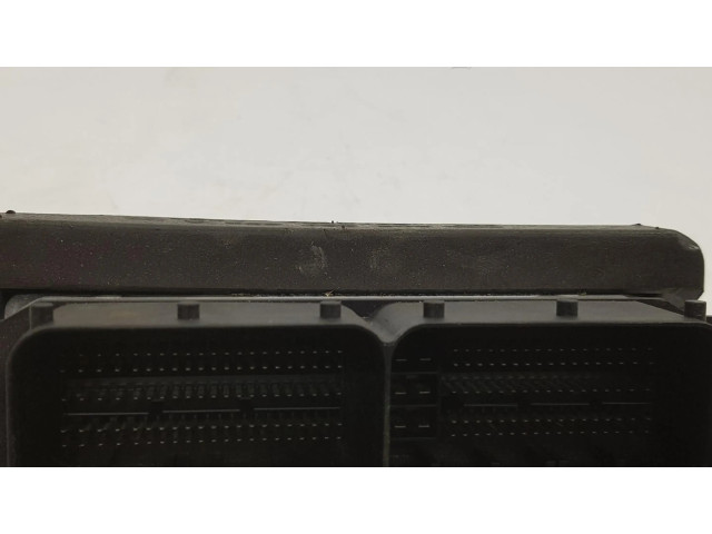 Блок управления двигателя 8K5907401G   Audi Q5 SQ5