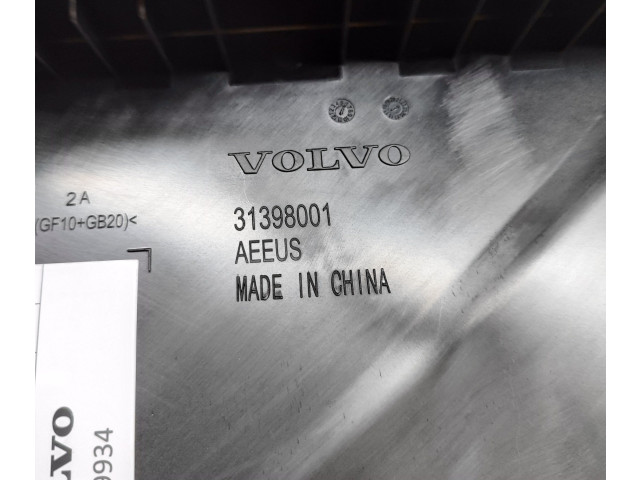   Pojistková skříňka 31398001   Volvo XC60 2023