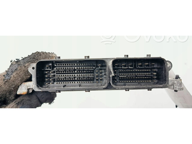 Блок управления двигателем Блок управления 9825318180   Toyota Proace