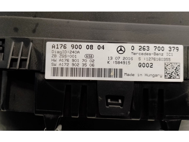 Přístrojová deska  Mercedes-Benz A W176 2016 A1769000804, 0263700379  