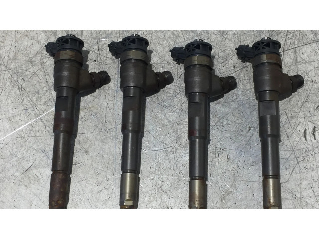Vstřikovač H8201108033, 0445110485   Dacia Dokker  pro naftový motor 1.5  
