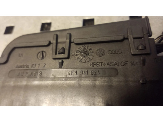   Pojistková skříňka 4F1941824   Audi A5 8T 8F 2007