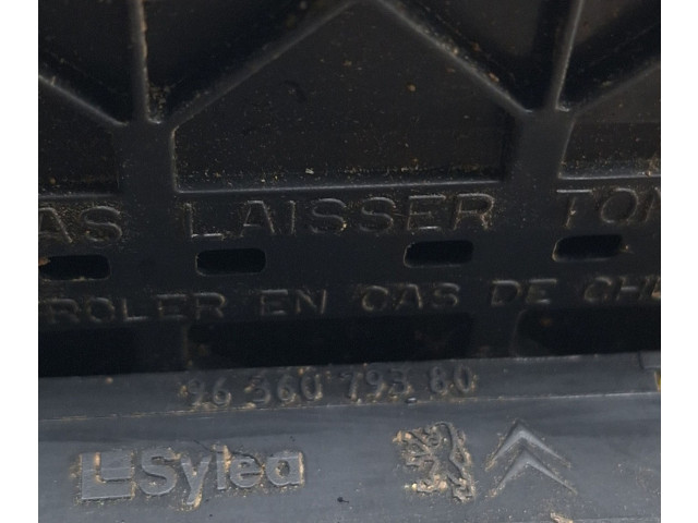   Pojistková skříňka 9636079380, 27608   Peugeot 407 2004