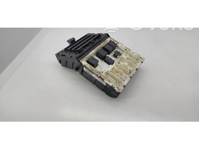 Блок предохранителей 7703297183G   Renault Megane I    