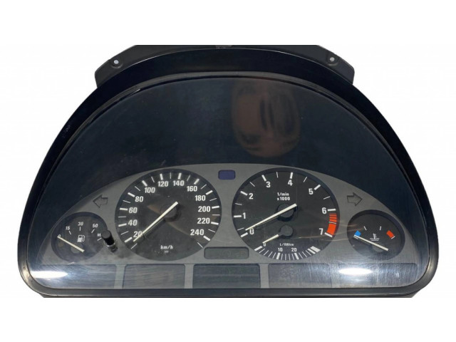 Přístrojová deska  BMW 5 E39 2001 8372354, 62118372354  