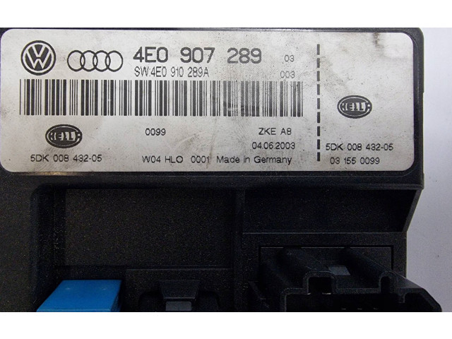 Přístrojová deska  Audi A8 S8 D3 4E 2003   