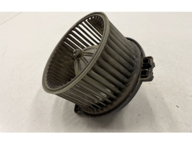 Вентилятор печки    0130111164   Toyota Avensis T220