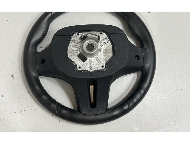 Volant BMW 1 F40 2019 8746675  