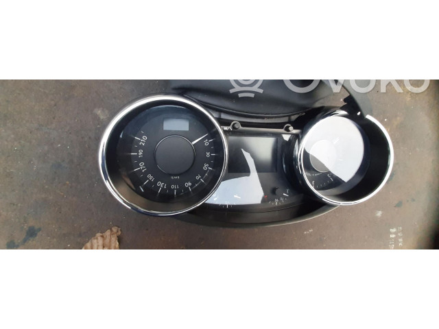Přístrojová deska  Peugeot 5008 2013 9674982480  