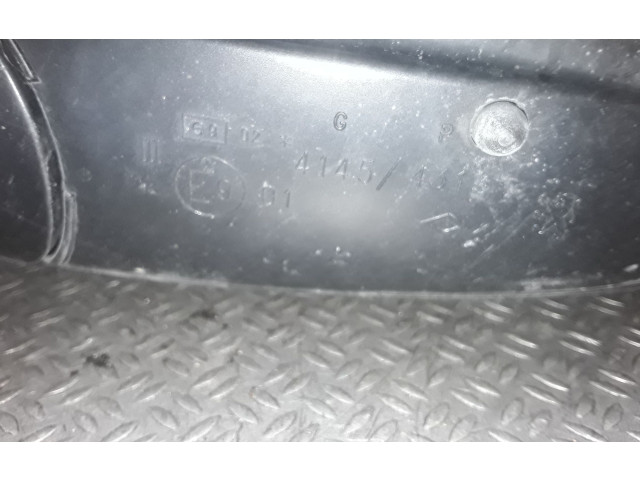 Zpětné zrcátko  Peugeot 407 2007  E9014145  