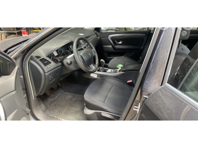 Блок подушек безопасности    Renault Laguna III