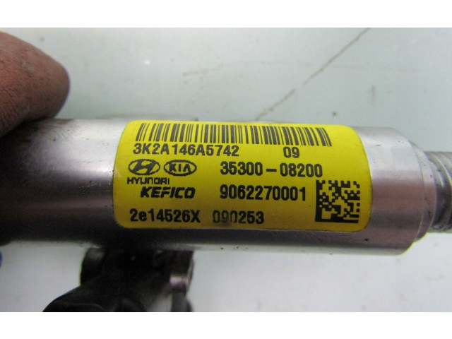 Vstřikovač 3530008200   KIA Ceed     