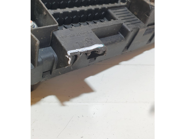 Блок предохранителей 690658806, 518811047   BMW 5 E60 E61    