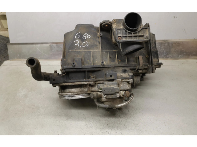 Vstřikovací lišta 0438121070, 026133353D   Audi 80 90 B3     