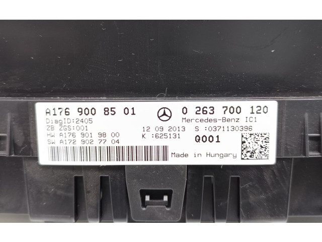 Přístrojová deska  Mercedes-Benz A W176 2013 A1769008501  