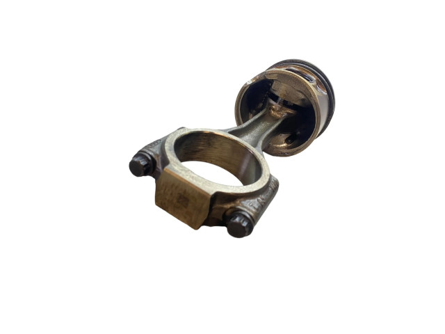  Поршень с шатуном CBDB 10455611, 017020310  Volkswagen Scirocco  