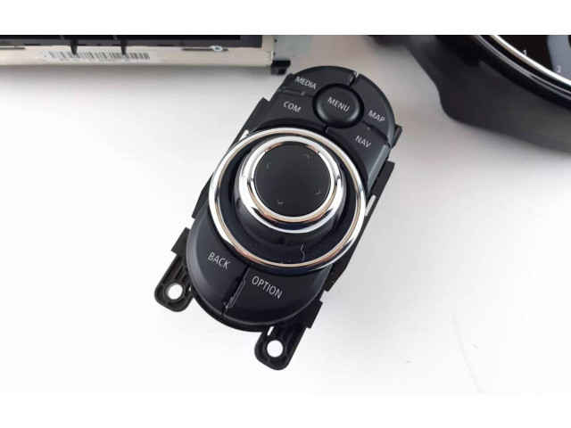 Радио/ проигрыватель CD/DVD / навигация 9824925, 5A3B4C1   Mini Clubman F54  