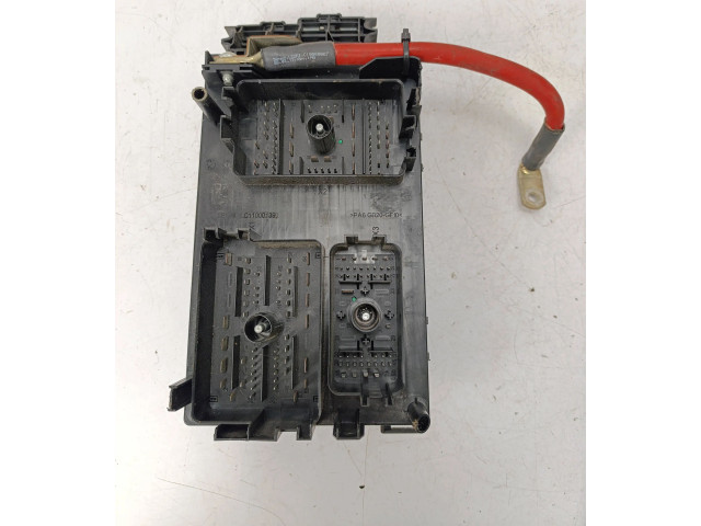   Pojistková skříňka 13318785   Opel Astra  2013