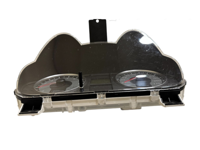 Панель приборов 8100B542J, 0T26721   Mitsubishi Colt       